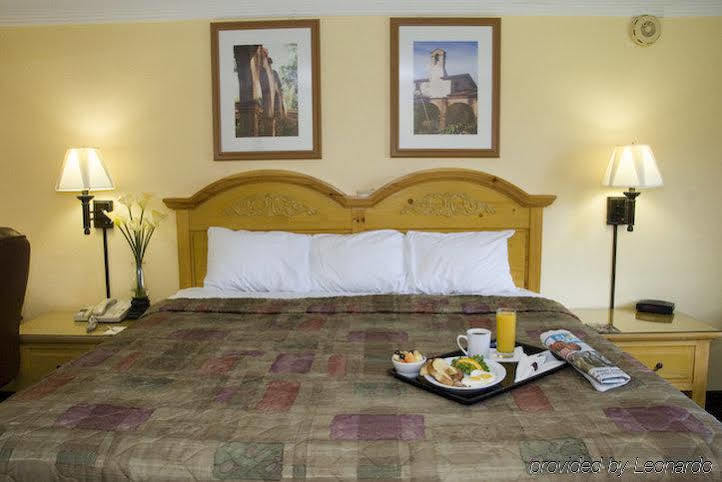 Western Phoenix Hotel Goodyear