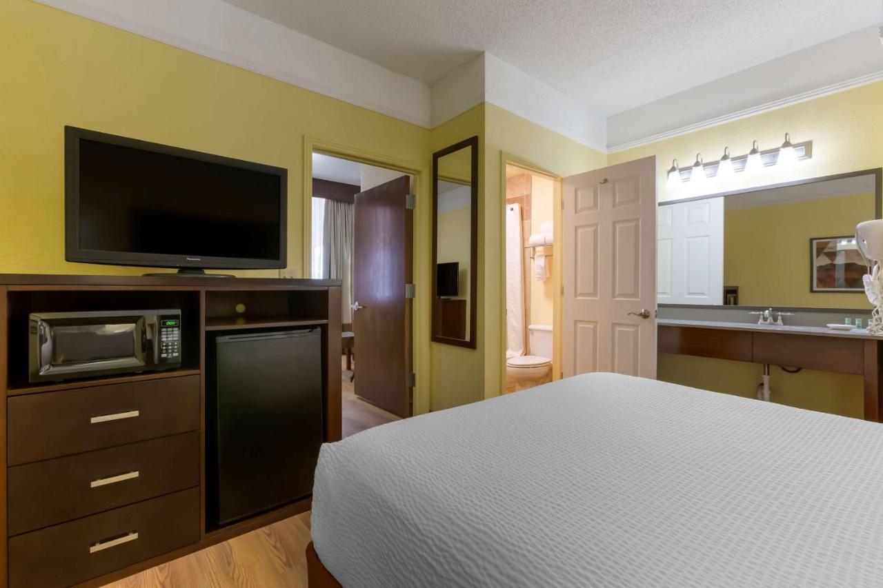 Western Phoenix Hotel Goodyear